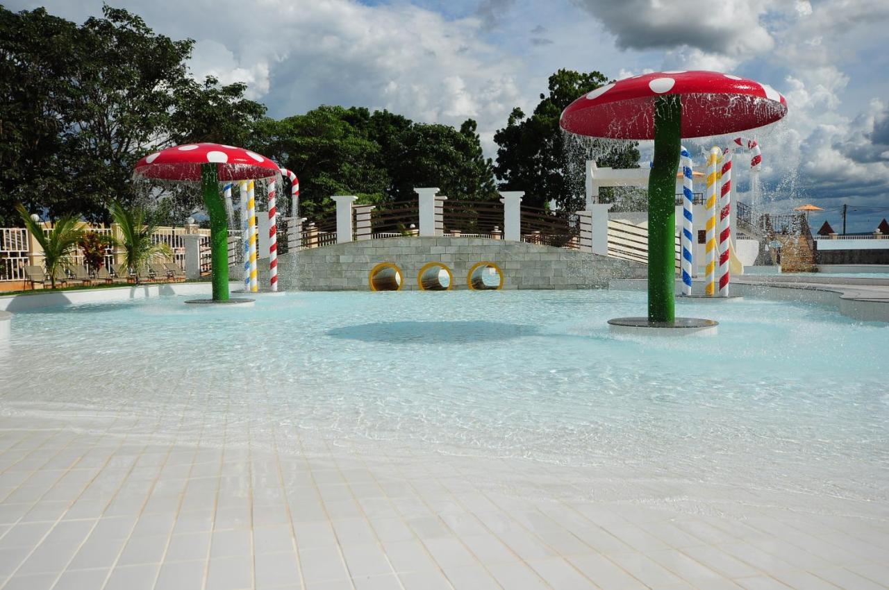 Lacqua Diroma Hotel Com Parque Aquatico 24 Horas กัลดัสโนวัส ภายนอก รูปภาพ